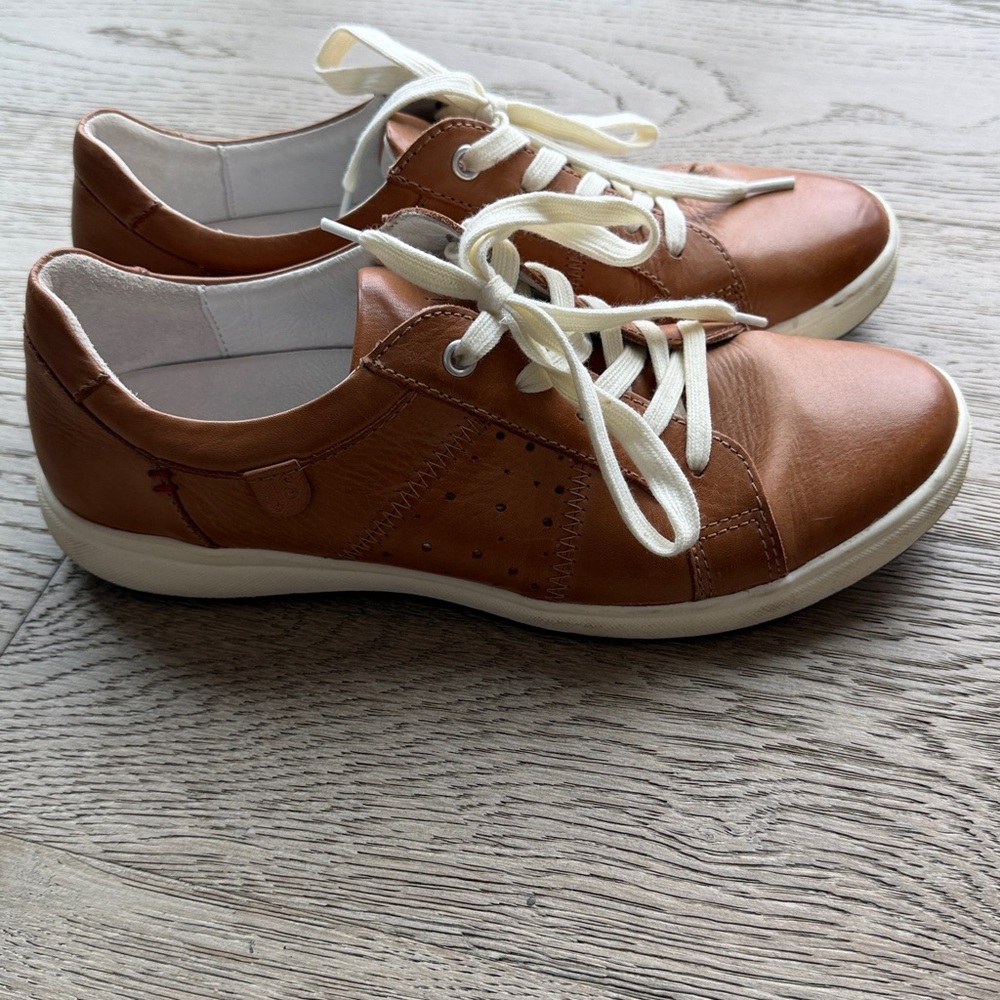 EUC Josef Seibel 'Caren' (Cognac / Camel / Ivory) Sneaker in 37 Retail: $160 - Picture 10 of 16